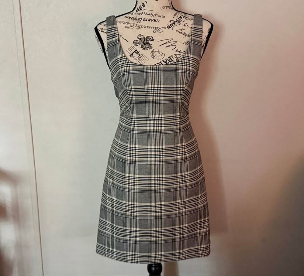 Women’s Vintage 90s-Inspired Banana Republic Plaid Petite Mini Dress Size 2P